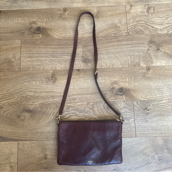 Fossil Sydney Burgundy Leather Crossbody Bag Shoulder Bag Clutch Bag - Picture 1 of 8